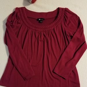 3/4 sleeve comfy top.